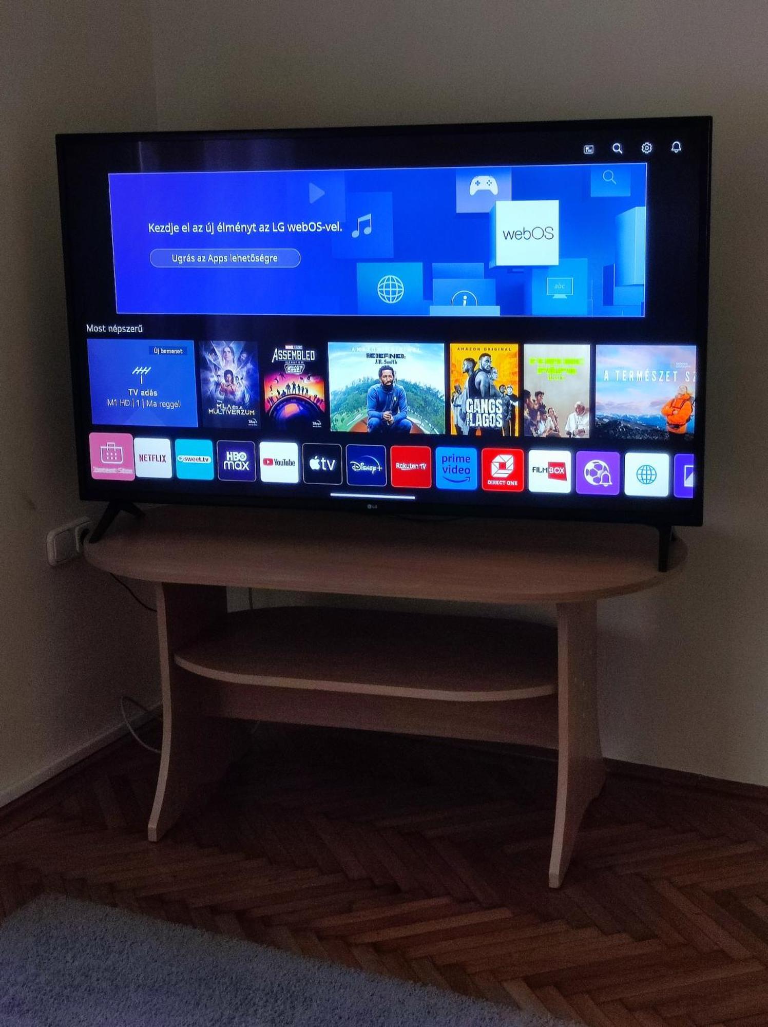 Varalja Vendeghaz Tata Buitenkant foto
